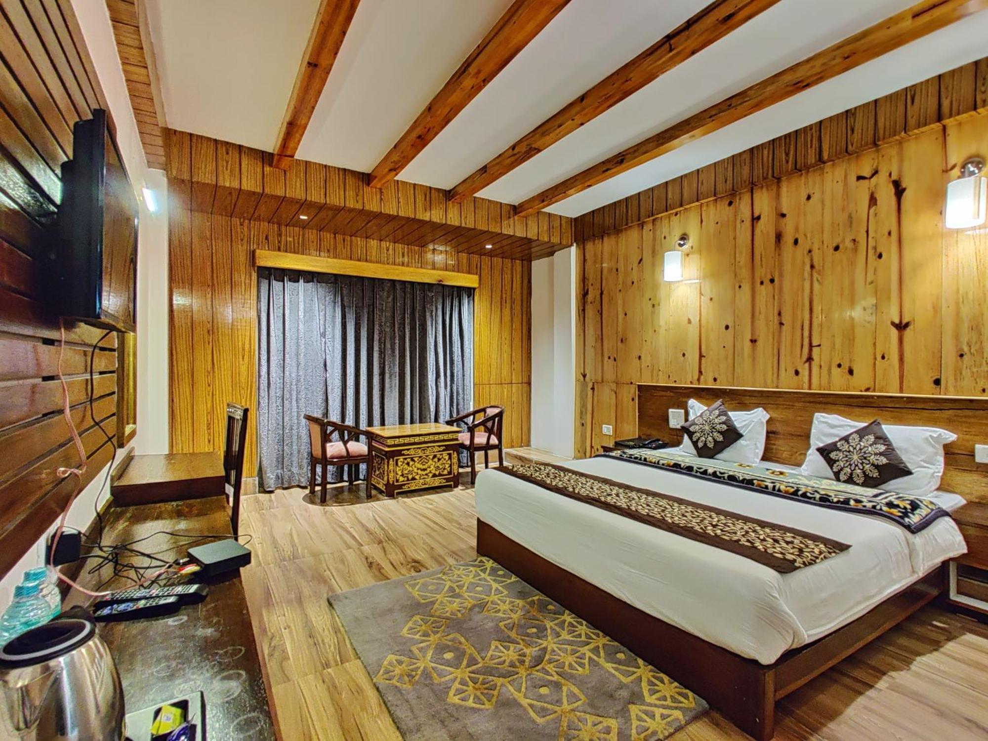 Hotel Vajra Таванг Экстерьер фото